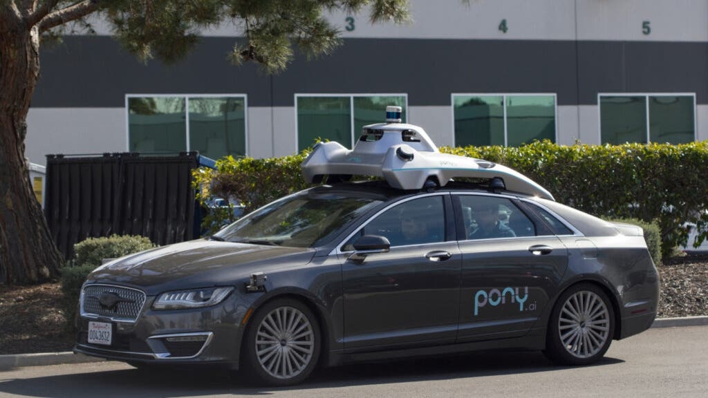 China's Pony AI Robotaxi Revenue Jumps 200%, Eyes 1,000-Vehicle Fleet