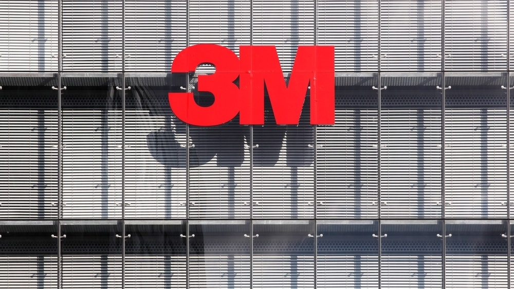 How To Earn $500 A Month From 3M Stock Ahead Of Q1 Earnings
