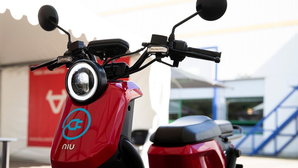 Niu Clocks 57% e-Scooter Sales Surge, But Tariffs Impact Margins