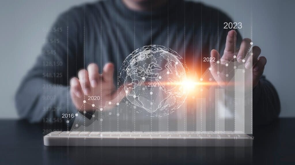 The Rise Of The Part-Time Trader: How Everyday Investors Are Playing The Markets In 2025
