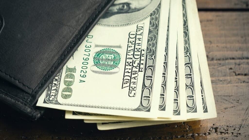 Ramsey Caller Inherited A Million Dollars And Kept It A Secret. Asks If He'd 'Be A Jerk' Not To Pay Off His Fiancée's Parents' Debt In China