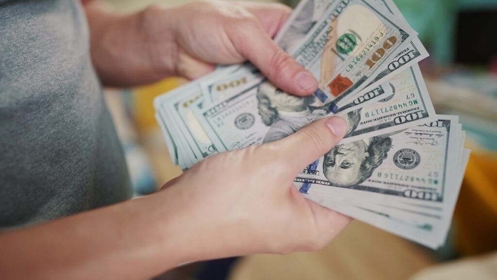 Grant Cardone Outlines How To Get $10 Million And Reveals Key Mistakes: 'They Think They Should Buy A House'