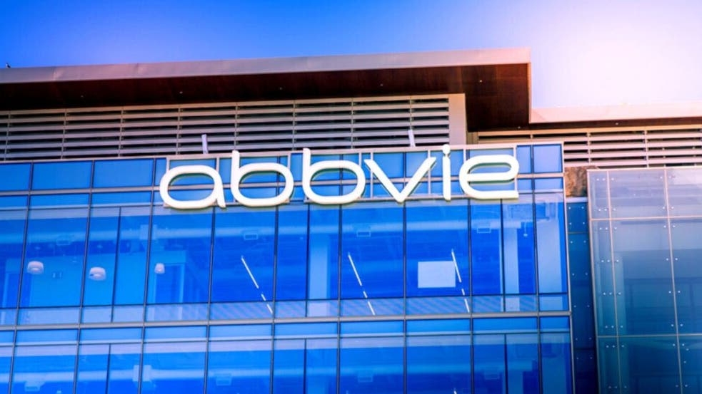 FDA Fast-Tracks AbbVie's New Lung Cancer Therapy Emrelis For Tough Lung Cancer Cases