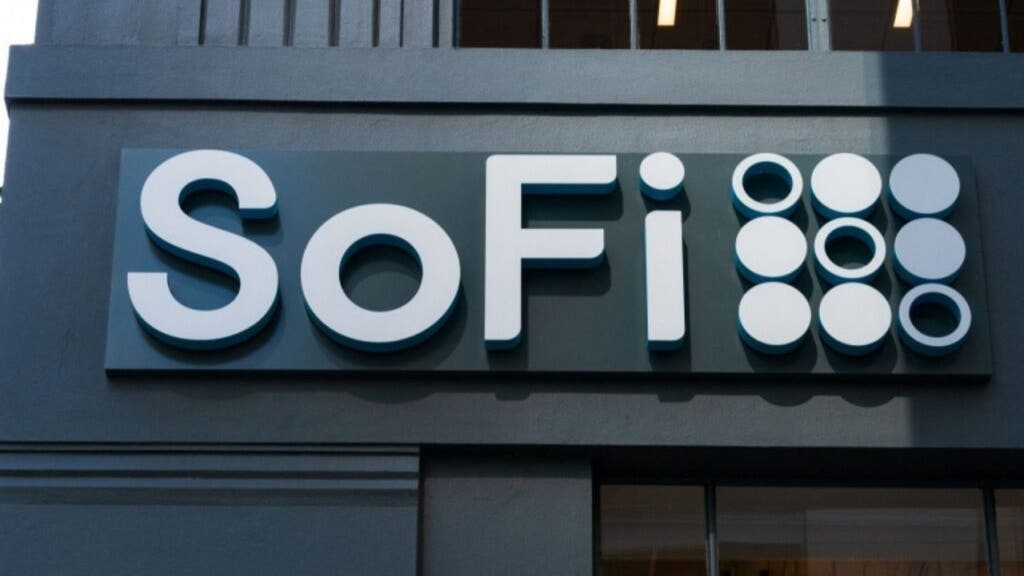SoFi's Loan Platform Shines In Q2, Driving Profitability And Growth