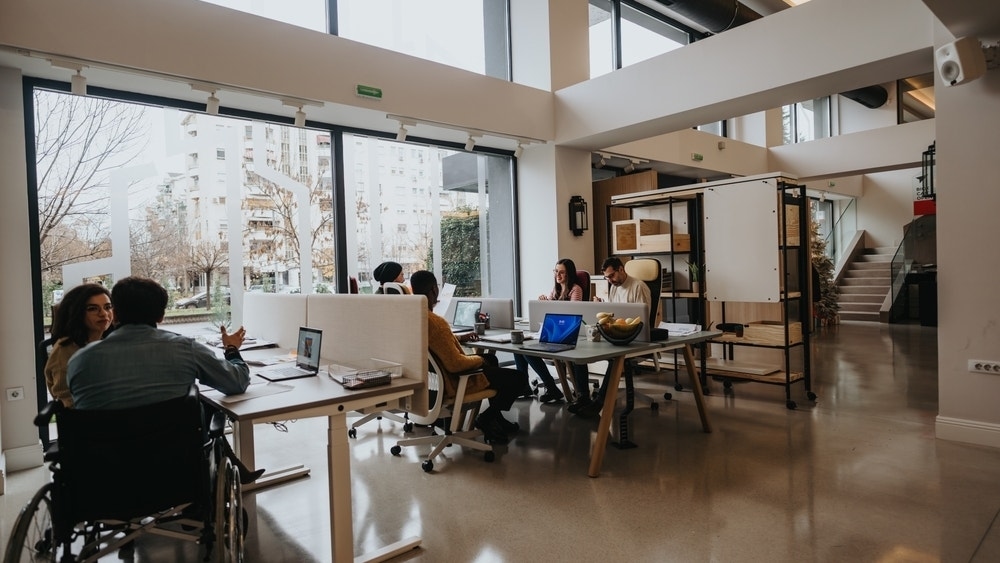 'We Don't Believe In Work-Life Balance': $4B AI Startup Cognition Offers Windsurf Team 9-Month Buyouts Or 6-Day Workweeks