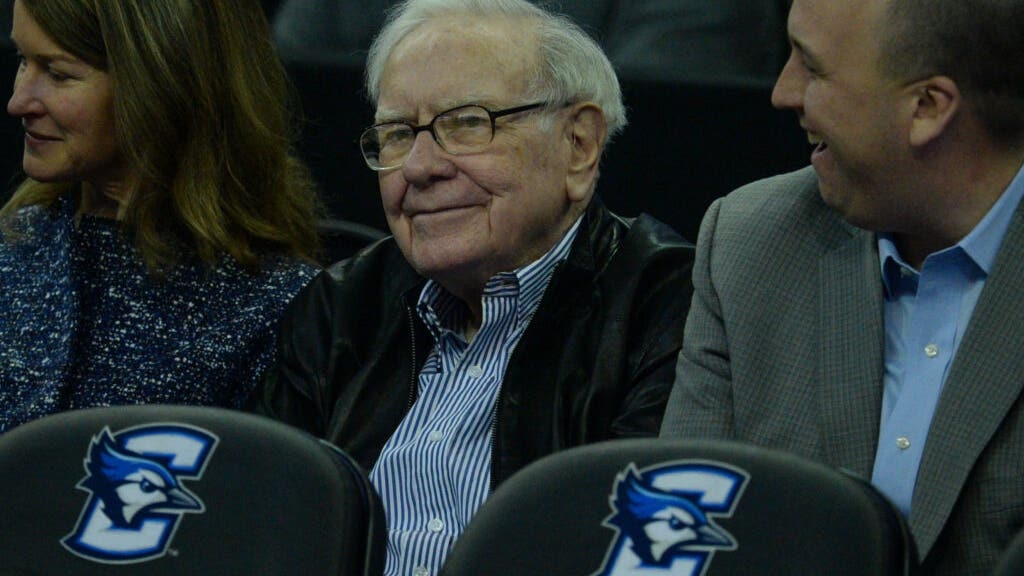 Warren Buffett Says 'I Never Look At Where A Candidate Has Gone To School' And Believes A 'Large Portion' Of Business Talent Is Natural