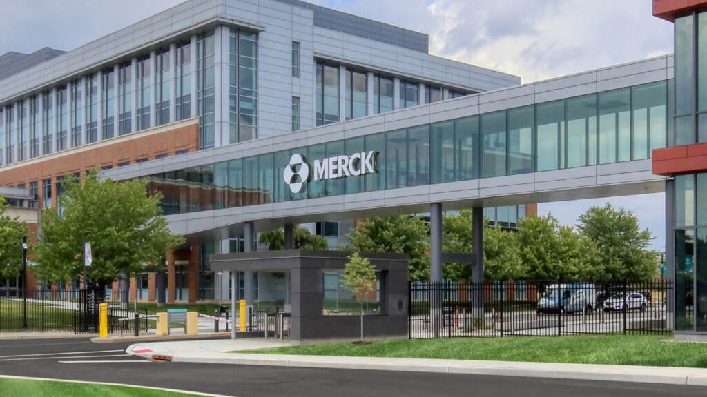 Merck Plans Regulatory Submission For Two-Drug Regime For HIV Infection By Mid-2025