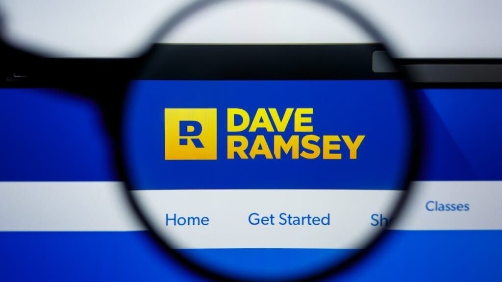 Dave Ramsey Calls Listener's Math The 'Most Ridiculous Thing I've Ever Heard', Proves Consistent $100 Investments Can Still Make Millionaires