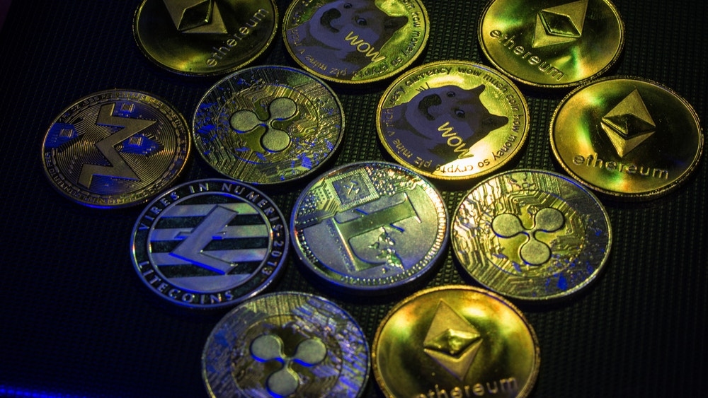 Why This Analyst Says 'It Might Be Time To Start A DCA Strategy On Altcoins'
