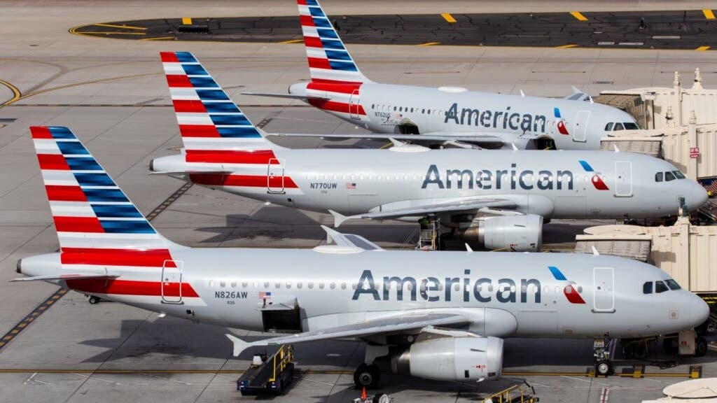 American Airlines CFO Declares Worst Is Over, But Cautious Outlook Sinks Stock