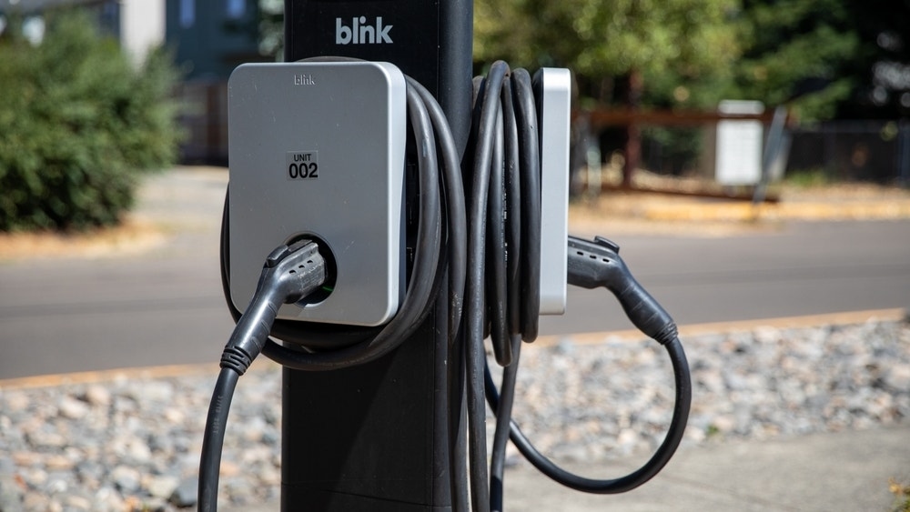 Blink Charging, dfYOUNG Partner For Simplified EV Fleet Management