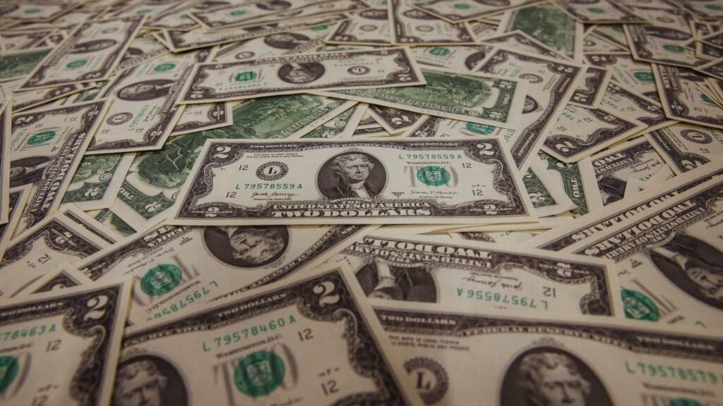 What Americans Said About Money In 1994 Still Rings Alarm Bells For Today's Crisis