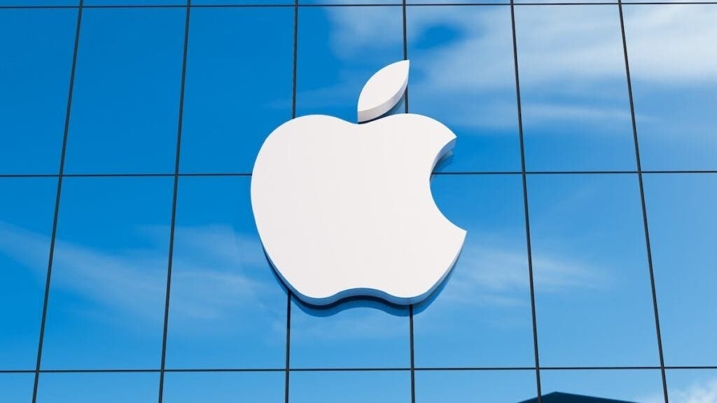 Apple Reroutes 97% Of Foxconn iPhone Exports From India To US Between March And May As Trump Threatens 25% Tariff On Non-US-Made iPhones: Report