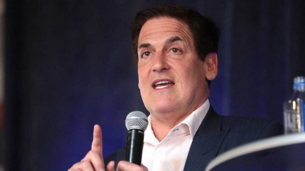 Mark Cuban's $400K Bet On Teen Founder Comes With An Unexpected Invitation: 'I Want My Daughters To Meet You, And Learn From You'
