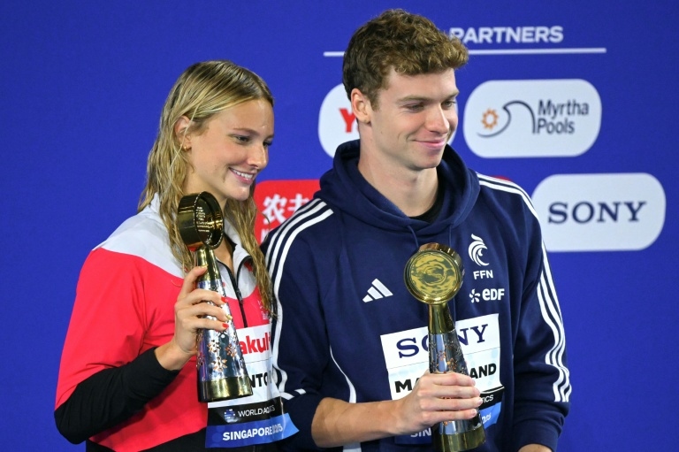 Marchand, McIntosh dominate as US end turbulent worlds with record
