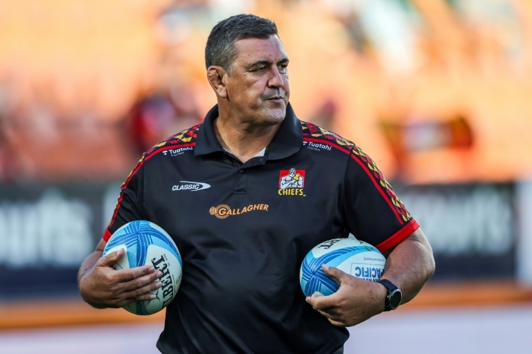 Chiefs grab Super Rugby top spot with record-breaking Moana romp