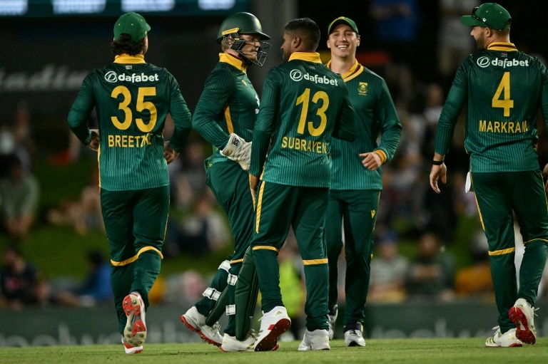 South Africa spinner Subrayen cited for suspect bowling action