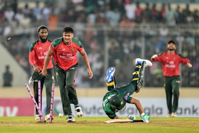 Clinical Bangladesh thump sloppy Pakistan in first T20I