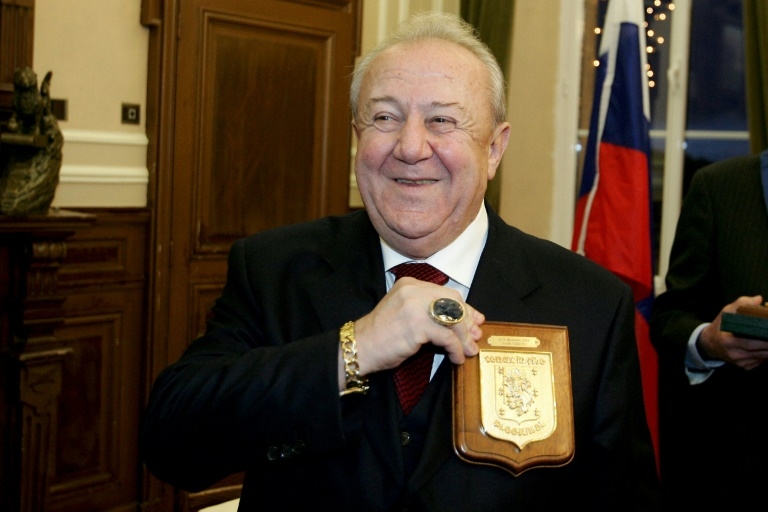 Zurab Tsereteli, whose monumental works won over Russian elites, dies aged 91