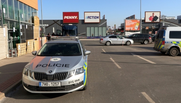 Peaceful Czechs grapple with youth violence