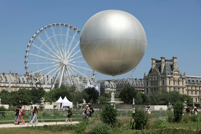 Olympic balloon to rise again in Paris