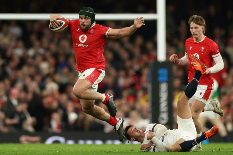 Wounded Wales looking for 'massive' win over Japan
