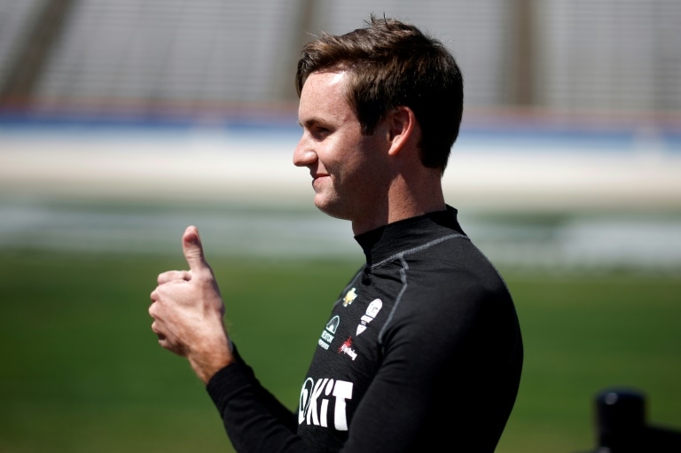 Kirkwood holds off Ferrucci to grab second IndyCar win of 2025