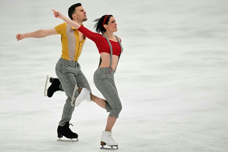 Italian favourites take ice dancing lead at figure skating European