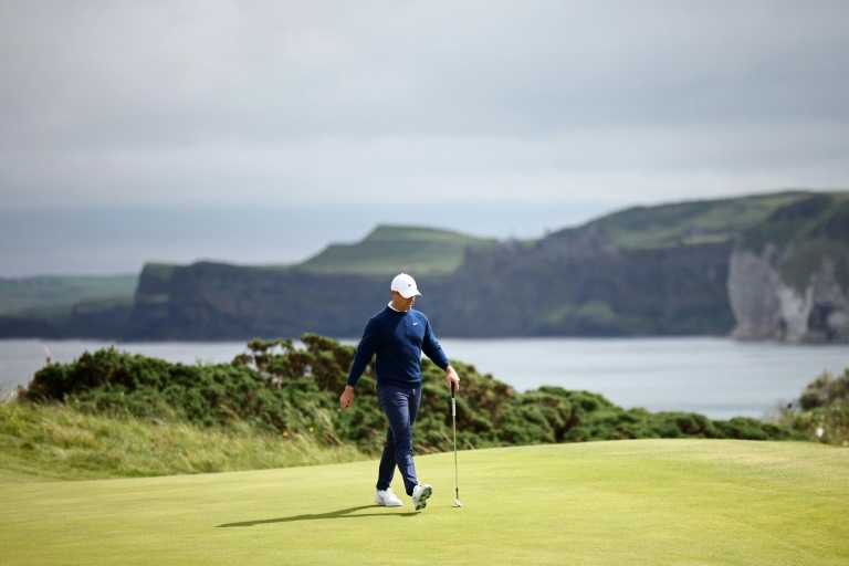 McIlroy five back as Harman leads British Open