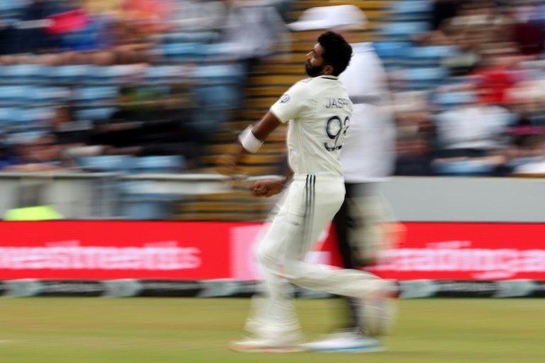 England lay foundation for victory charge against India
