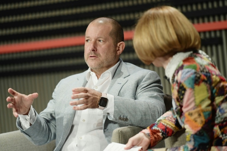 Big tech on a quest for ideal AI device