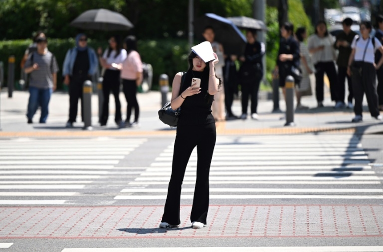 Seoul breaks century-long record with 22 'tropical nights' in July