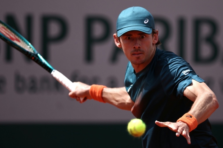 De Minaur blames 'too much tennis' after French Open letdown