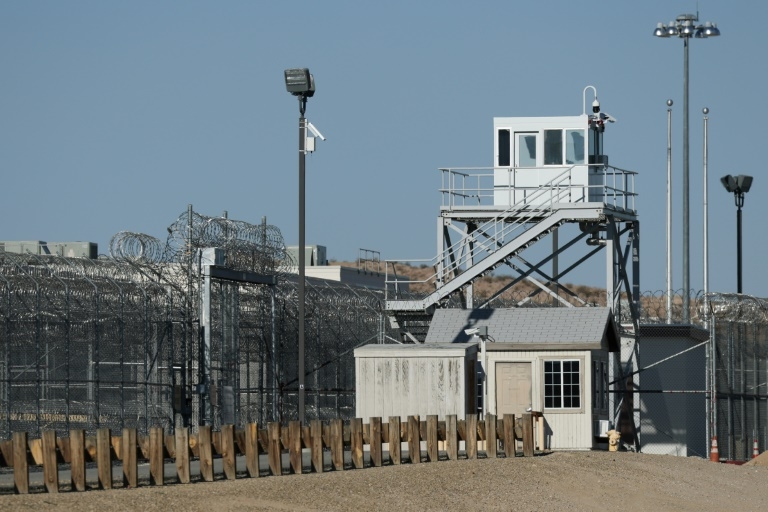 US migrant raids spark boom for private detention providers