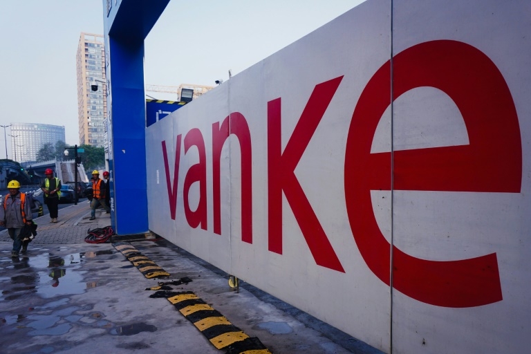 Chinese property giant Vanke warns of huge loss, CEO resigns