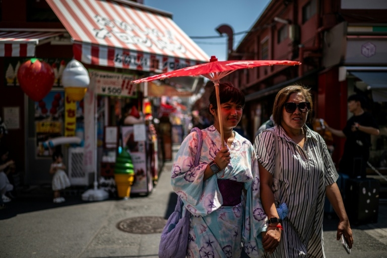 17 heat records broken in Japan