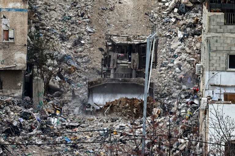 Netanyahu orders army to step up West Bank offensive after bus bombs