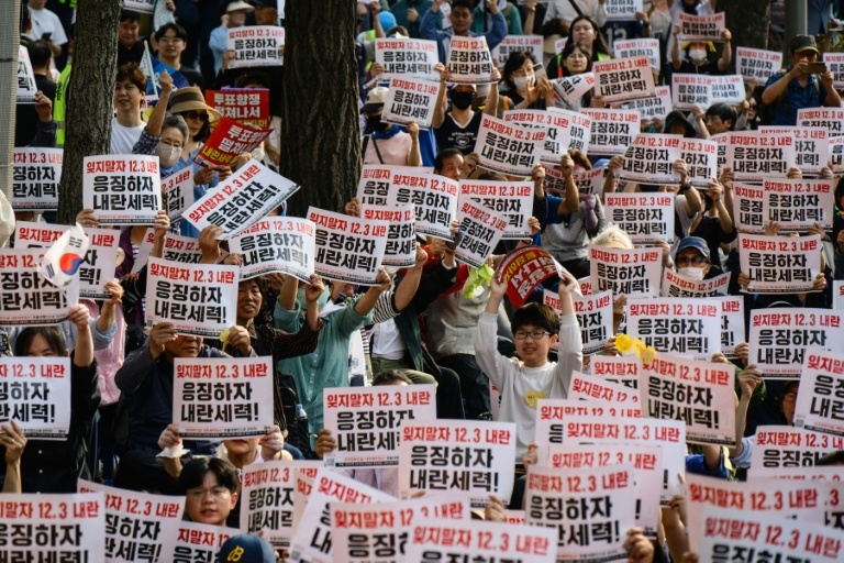 S. Korea presidential candidates rally ahead of June 3 vote