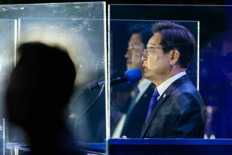 The challenges facing South Korea's new leader Lee