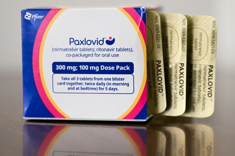 Pfizer profits dip on lower Paxlovid sales