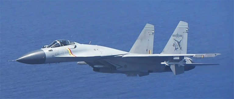 Japan, China trade barbs over fighter jet manoeuvres