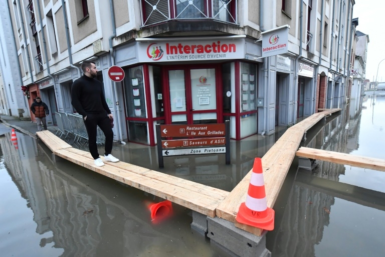'I'm out of here': French town braces for rising floods