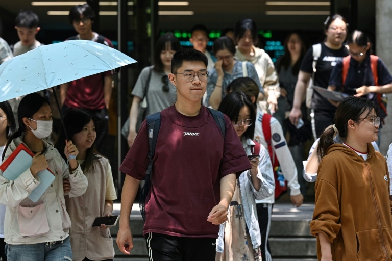 Chinese students lament US plans to block visas
