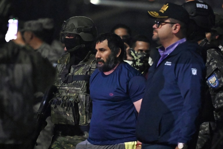Ecuador's top drug lord agrees to US extradition