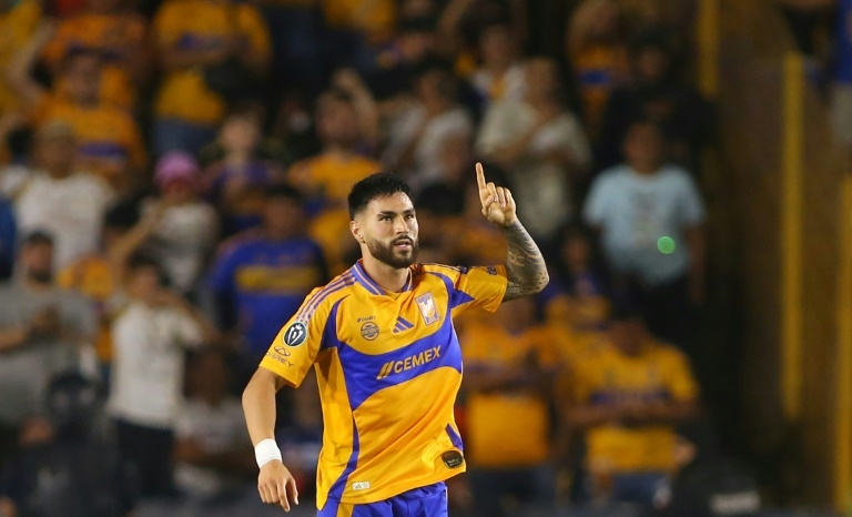 Tigres fight back for draw with Cruz Azul in CONCACAF semi