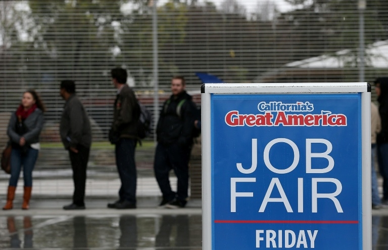 Asian markets fluctuate as traders weigh tariffs, US jobs