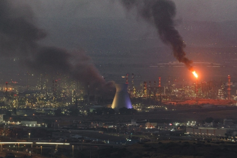 Oil prices rise further as Israel-Iran extends into fourth day