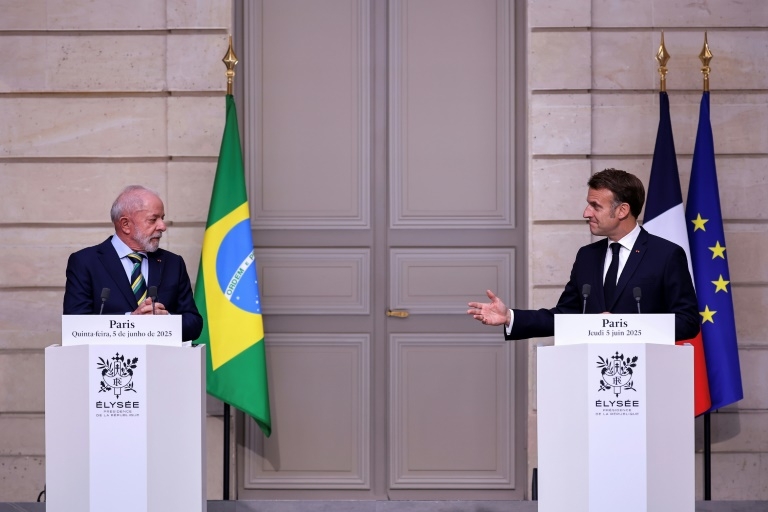 Brazil's Lula urges Macron to seal Mercosur trade deal