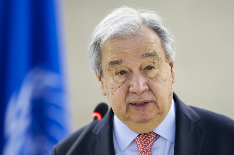 UN chief meets rival Cyprus leaders ahead of talks