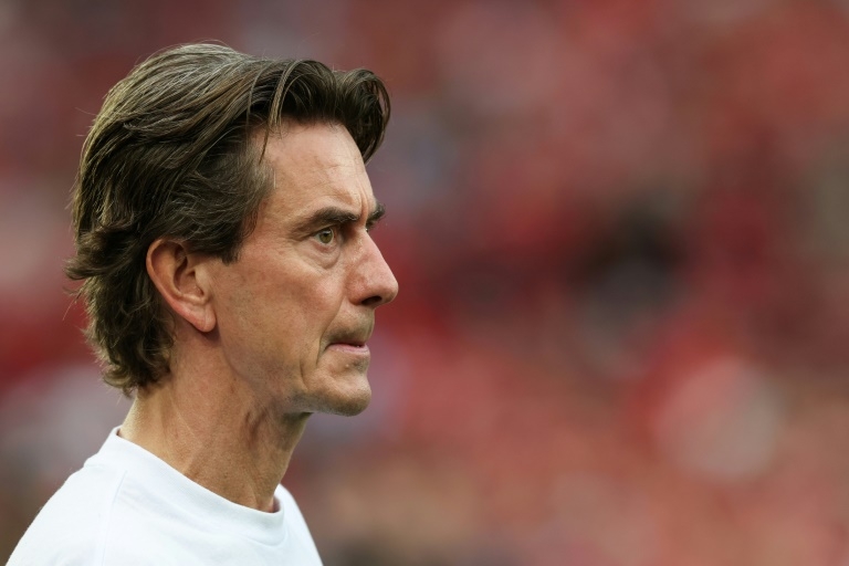 Tottenham hire Brentford's Frank as new manager